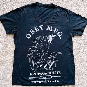 OBEY x V-Neck Vintage Single-Stitch Shirt